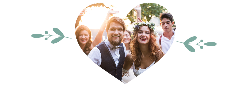 Photo d'un couple de jeunes mariés